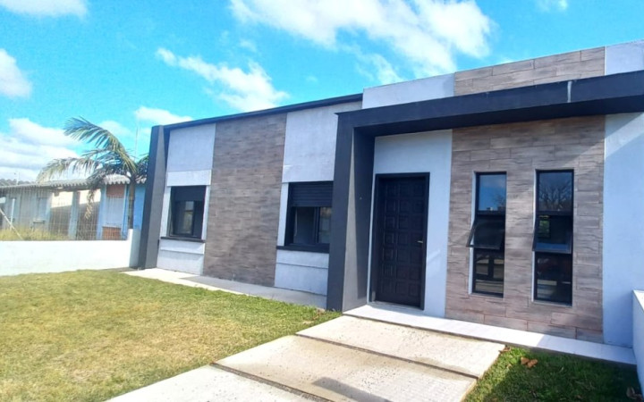 Casa - Venda no bairro Atlantida Sul - Osório... Casa