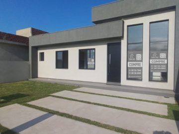 CASA A VENDA EM ATLNTIDA SUL